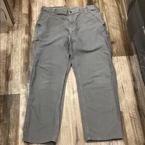 Carhartt men’s loose original fit cargo pants. Size 38x32